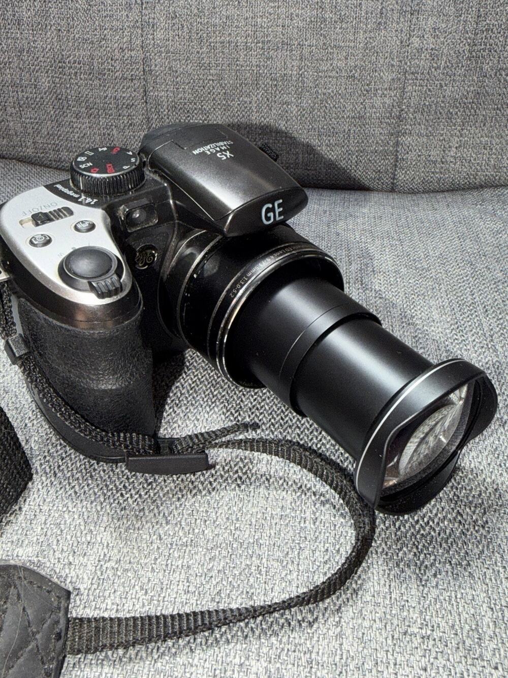 GE Power Pro Series X5 14.1MP Digital Camera - Black - Tested WORKS
